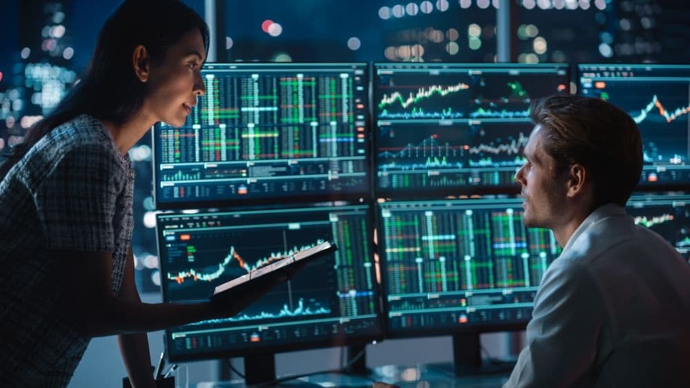 انتهاء خيارات البيتكوين والإيثيريوم بقيمة 3 مليار دولار في أسواق العملات الرقمية تستعد للتقلبات