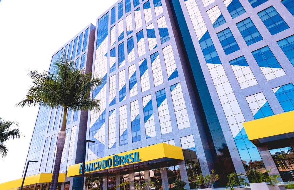 Бразилия запускает первый спотовый ETF на XRP, бросая вызов позиции США в области регулирования