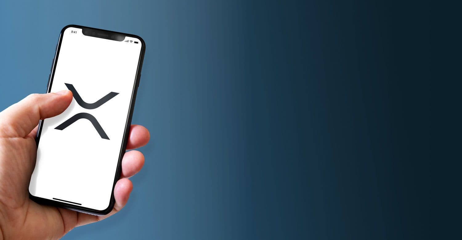 XRP Maintains $2.10 Price Despite New Addresses Falling to 5-Month Low