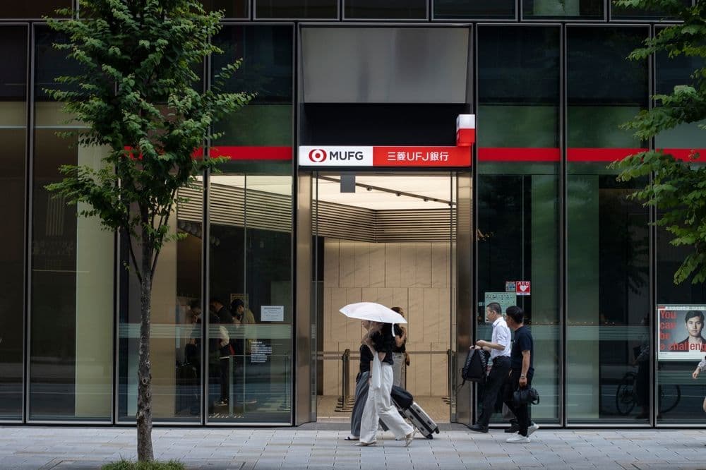 desktop-比特幣升勢與日本債市崩盤掛鈎,5000億美元蒸發引發加密貨幣轉向