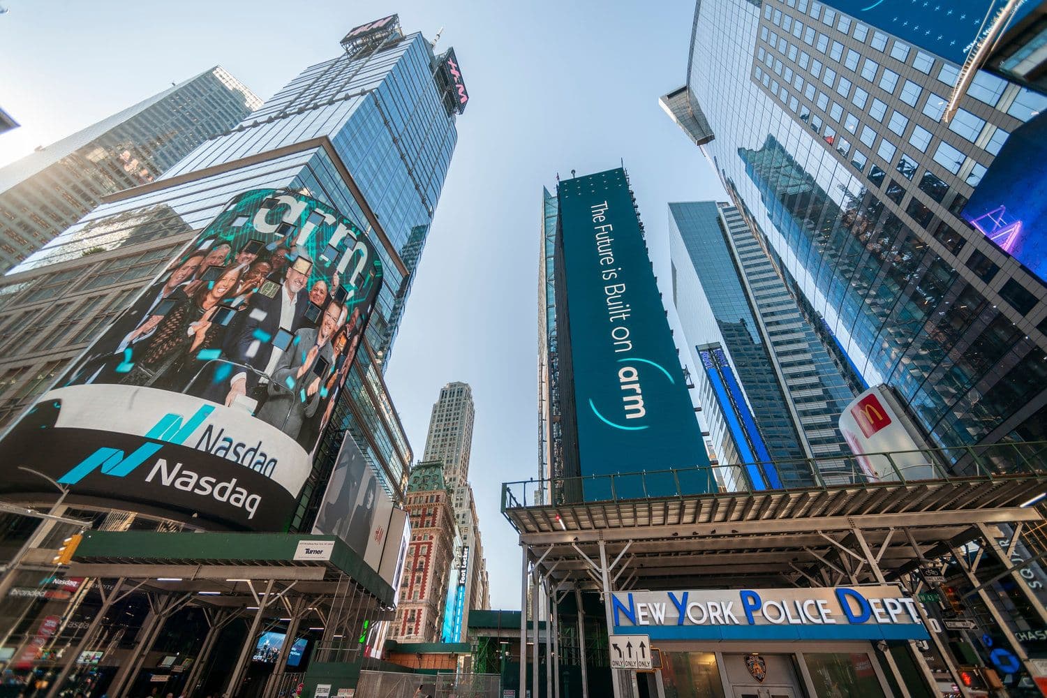 Nasdaq wzywa SEC do uregulowania cyfrowych papierów wartościowych jako "akcje pod inną nazwą"