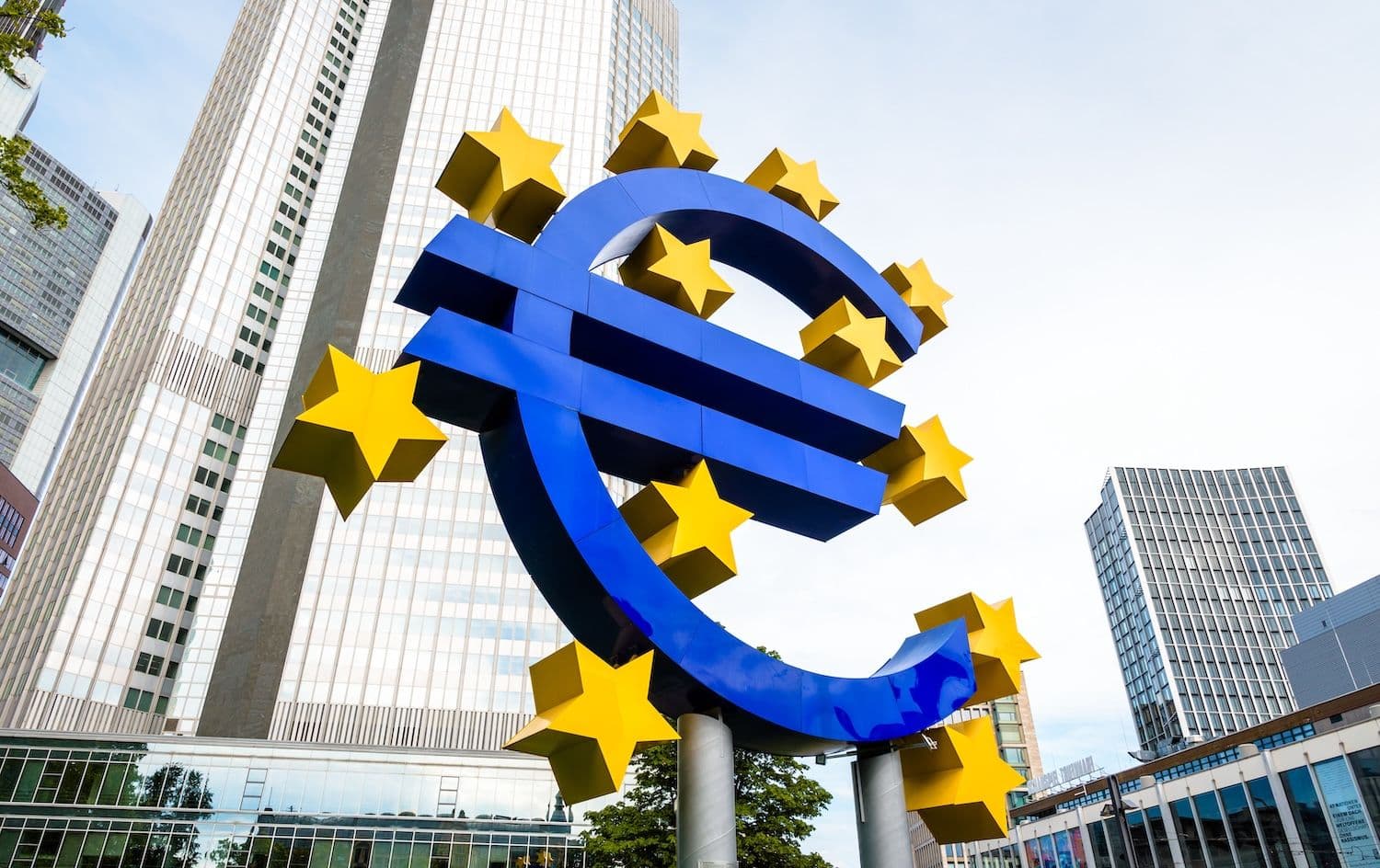 Quadro MiCA obtém clareza sobre regras de intercambiabilidade de stablecoins licenciadas na UE