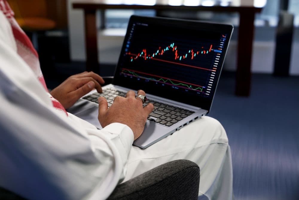 desktop-defi-portfolio-protection-10-tips-for-managing-risk-in-your-defi-investments